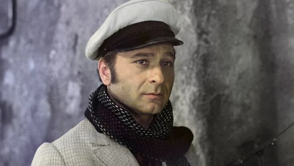 Арчил Гомиашвили в роли Остапа Бендера(при всем уважении к другим исполнителям, это лучшмй Бендер кинематографа.