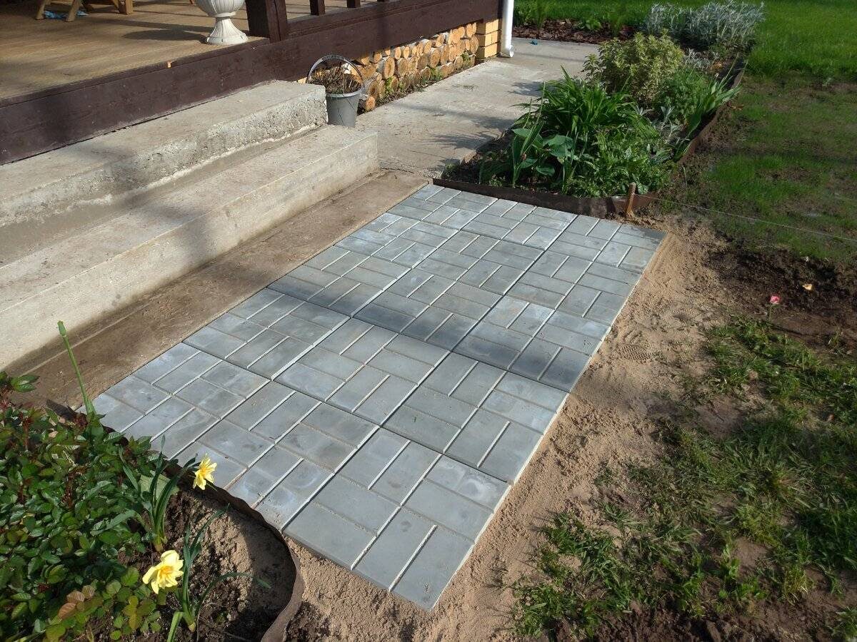 Выбор тротуарной плитки и укладка. Советы. БрусчаткаПРО.рф, Завод железобетонных изделий в Ижевске БрусчаткаПРО.рф, +7 (3412) 24-32-54, +7(950)176-18-85 (WhatsApp, Telegram)