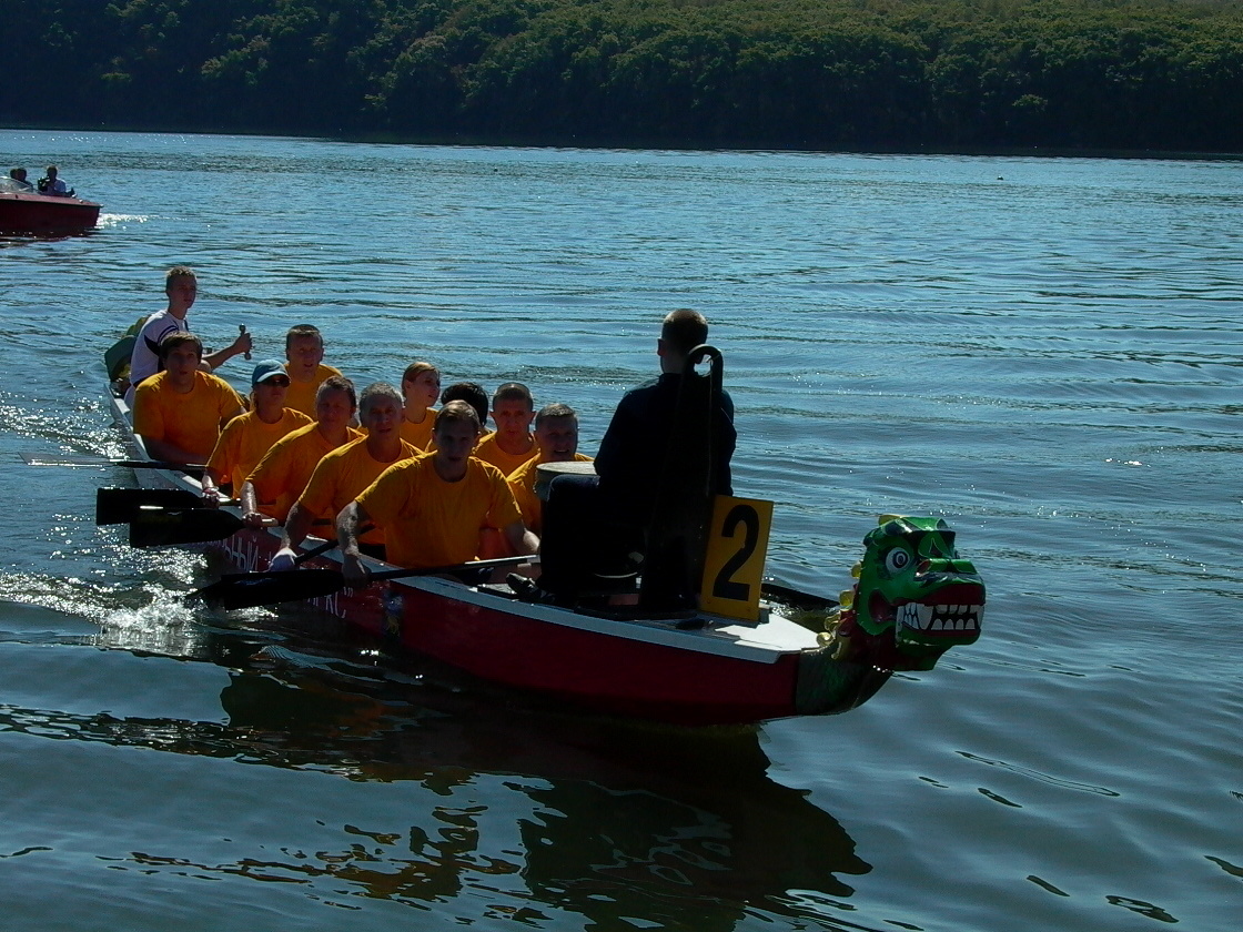 Это наша команда на соревнованиях на Пермерство Приморского края в п Лозовом на Теплом озере