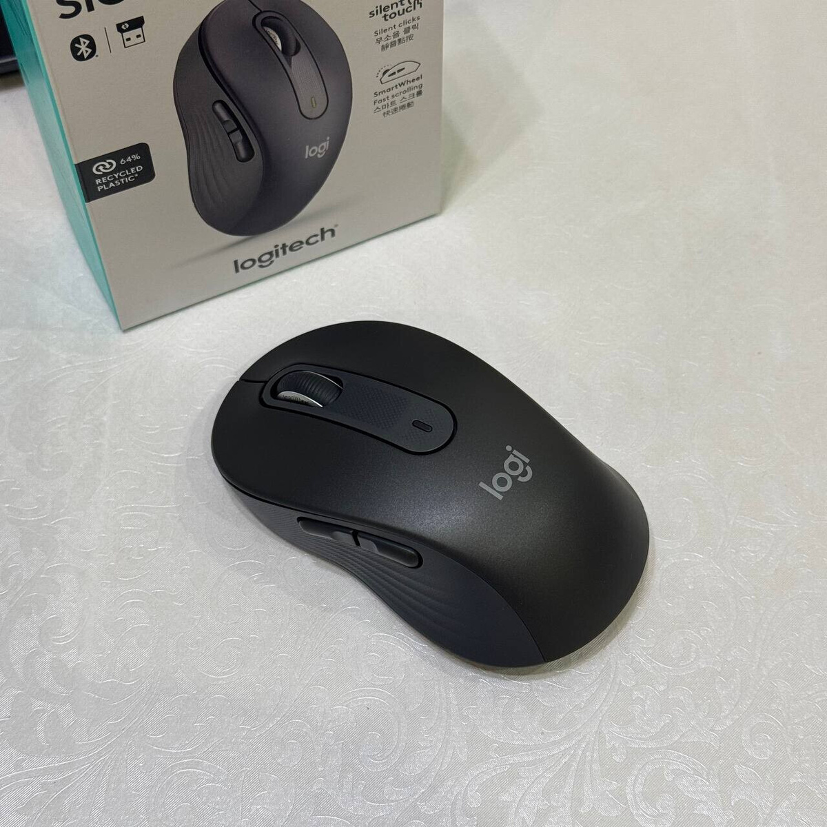 Logitech Signature M650