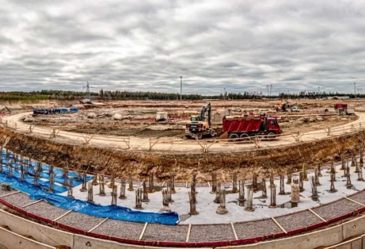    На ЛАЭС возводят самое высокое инженерное сооружение региона