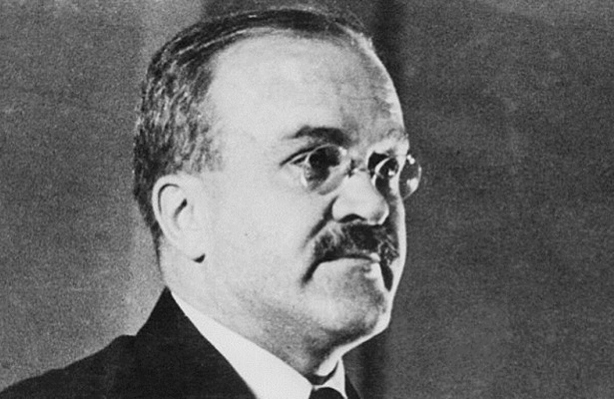 Молотов. Источник изображения: сайт yandex.by/images