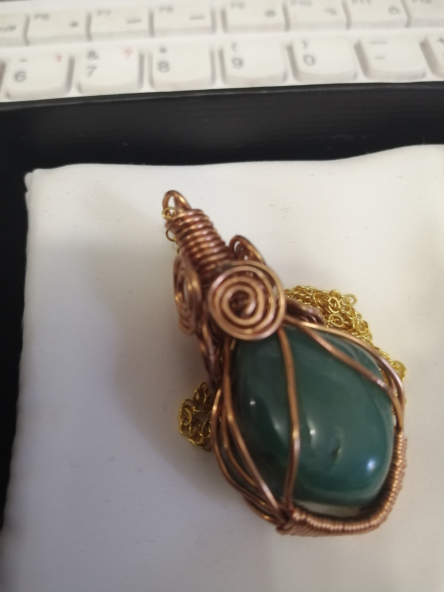 Кулон  "Рапсодия" Нефрит сочно зеленый камень