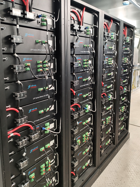 Вектор-Энерджи – автономная гибридная электроустановка железнодорожной станции РЖД на Дальнем Востоке, батарея LFP 430 кВт-ч