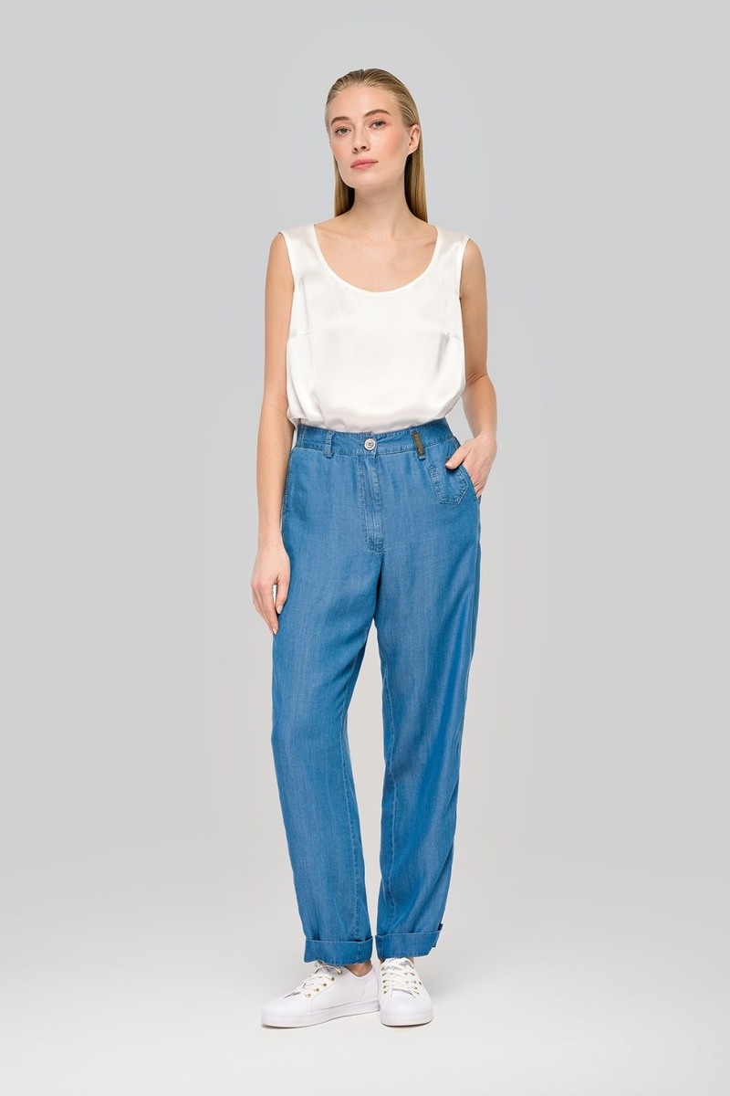 Джинсы с переведенным швом