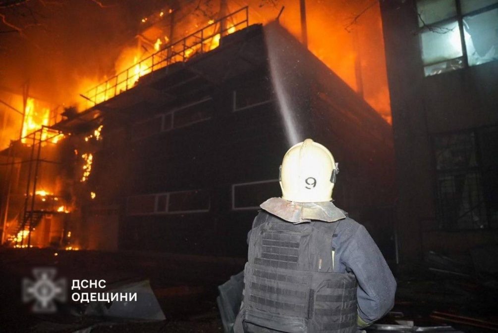   Последствия прилетов. Иллюстрация: ДНС Одесской области