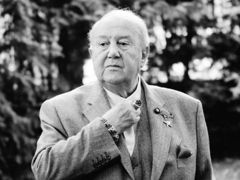    Остановилось сердце. На 92-м году жизни скончался скульптор Зураб Церетели Андрей Севостьянов