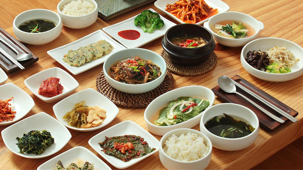 Традиционный корейский стол