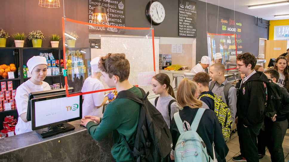 Младшеклассники в Казани получают на карманные расходы по 600 руб. в неделю.📷Фото: Екатерина Аболмасова / Коммерсантъ