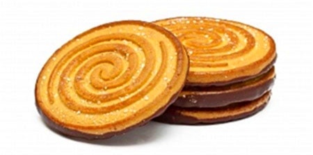 Снизу залита шоколадом, сверху сахарная посыпка