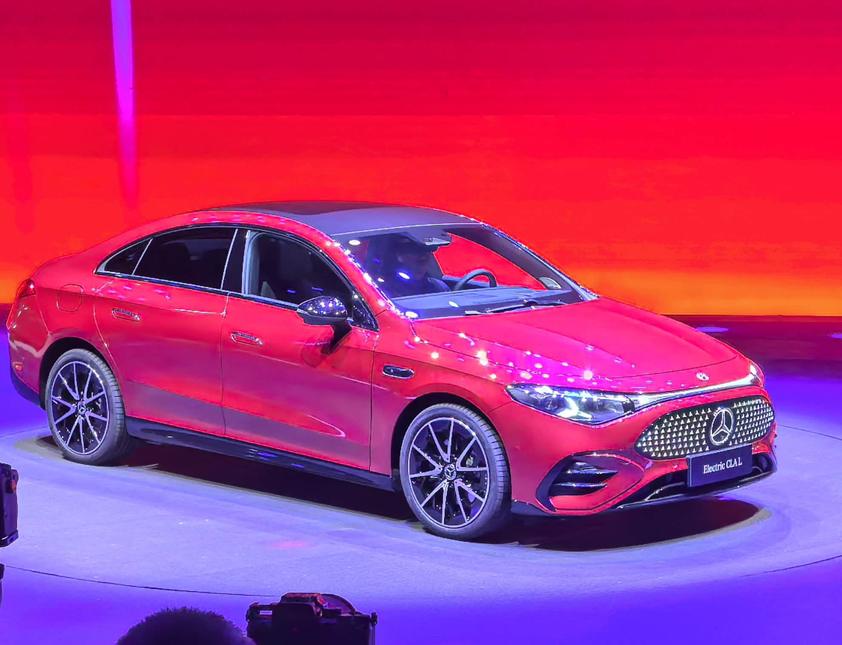 Новый Mercedes-Benz CLA в удлиненном варианте исполнения