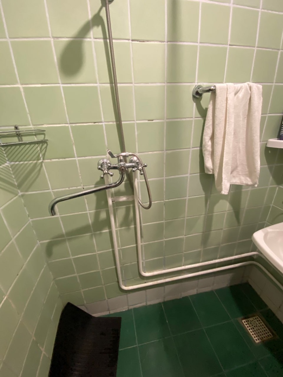 Техническое переворужение санитарной кабины в санатории Х