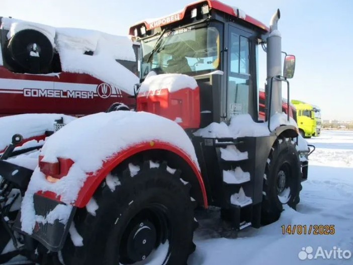При продаже техники за много миллионов рублей представляется необходимым хотя бы снег с машины веником смести перед её фотографированием для объявления