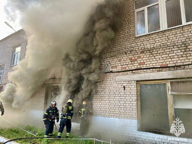 Полгектара леса под Тверью и еще 31 объект горели в регионе 21 апреля