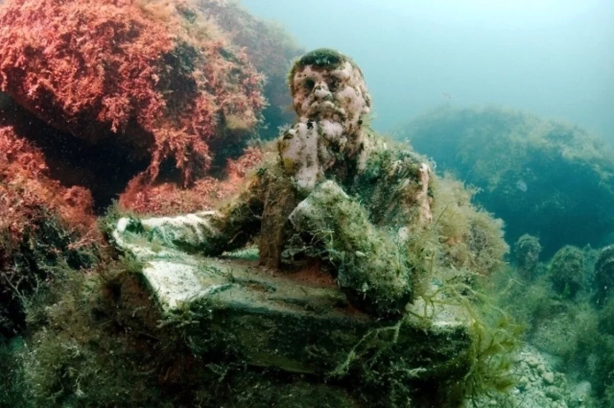    Ленин из подводного музея у Большого Атлеша.