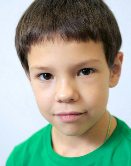 Илья, Леня и Настя живут в детском доме