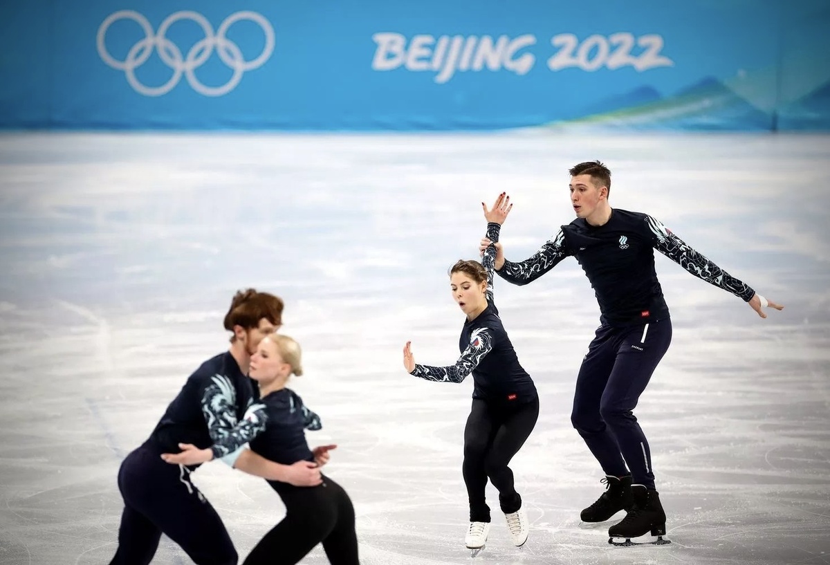 Тренировка фигуристов на Олимпиаде-2022