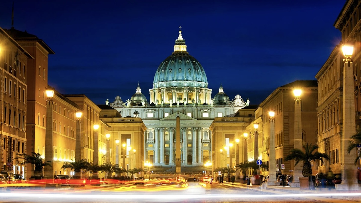 Собор Святого Петра ночью.