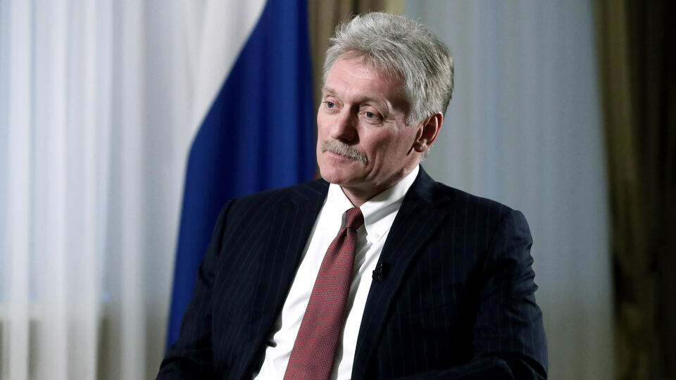     Песков: Киев должен расчистить юридические препятствия для переговоров с Россией ИЗВЕСТИЯ/Андрей Эрштрем