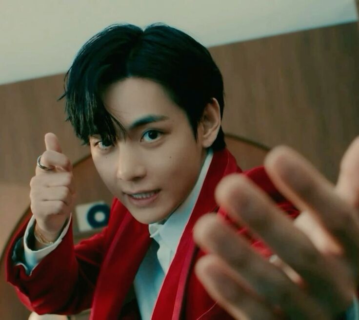 А ну, HYBE... рискни здоровьем ...