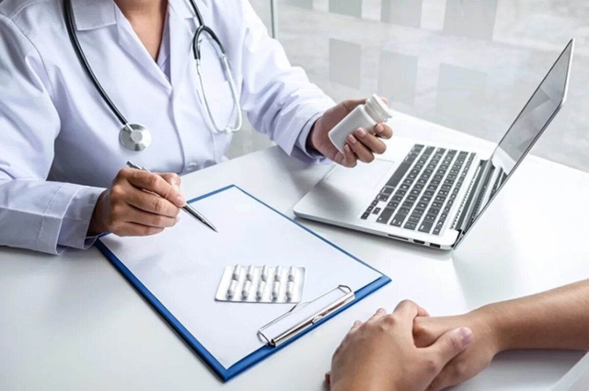    Кандидат наук Парамонов объяснил, как найти хорошего врача