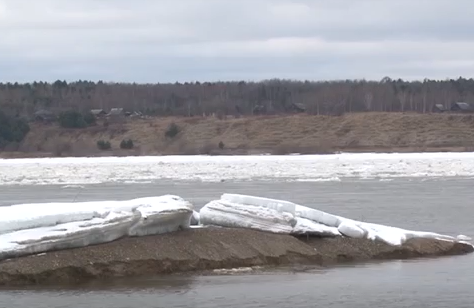     В Енисейском районе временно прекратила работу паромная переправа
