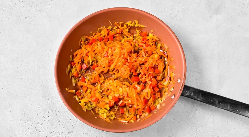   Суп с копчеными ребрышками и фасолью (gastronom.ru)