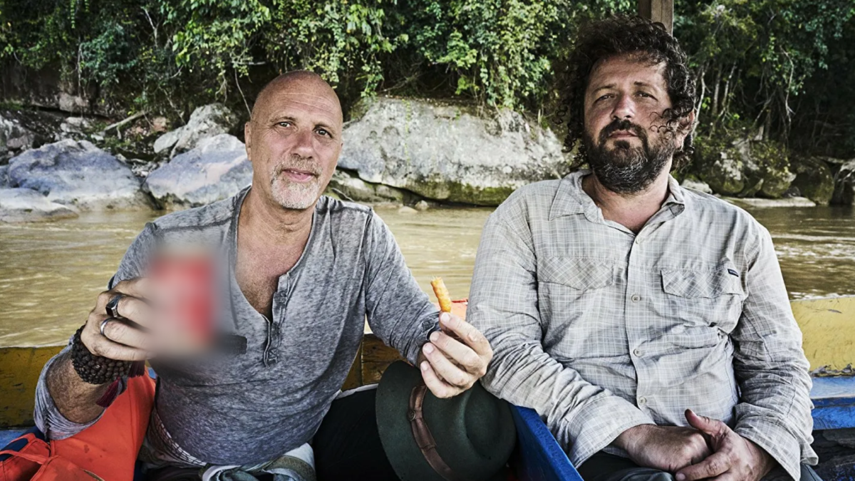 Йосси Гинсберг (слева)