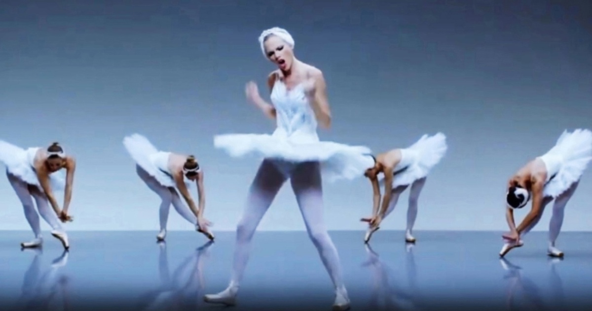 Опа! Я СДЕЛАЛА ЭТО! И это я не про себя... Кадр из клипа Taylor Swift - Shake It Off