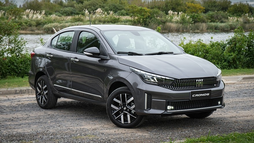    На фото: обновлённый седан Fiat Cronos