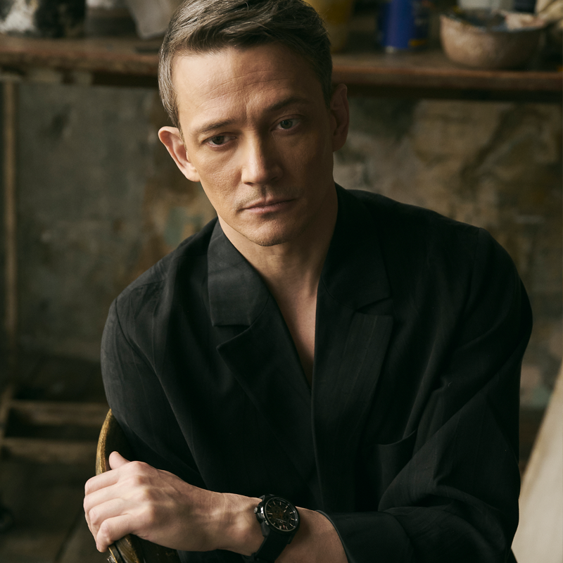  Сергей Гилев в часах NORQAIN Independence Skeleton DLC в 42 мм корпусе и стали с углеродным покрытием DLC