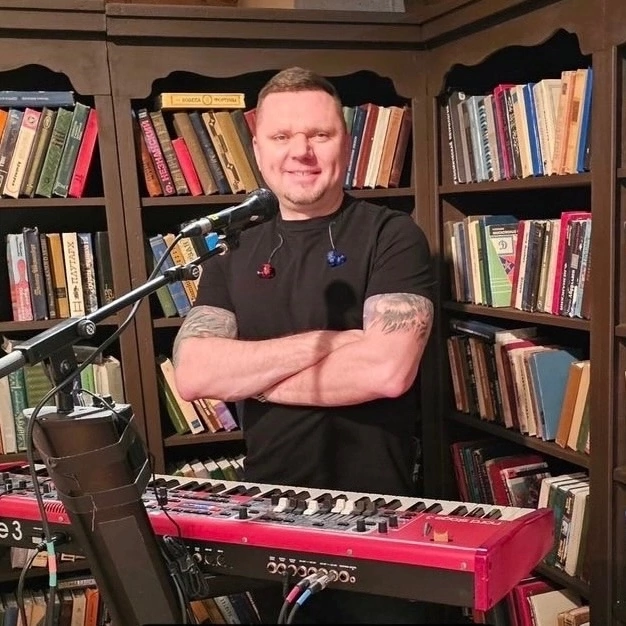 Дмитрий Иванов, клавишник