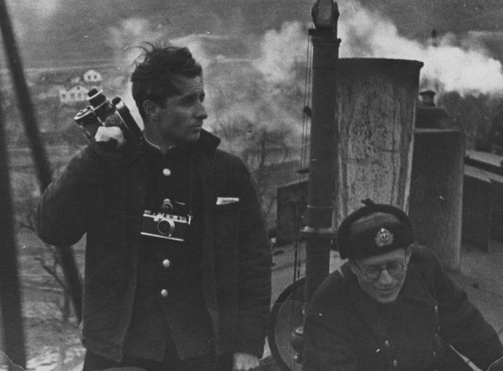 Как снимали освобождение Севастополя. Фронтовая хроника Владислава Микоши