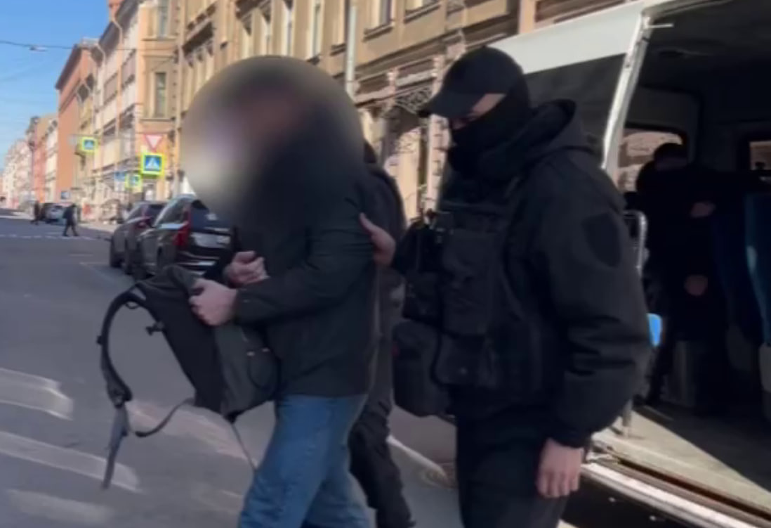     / Источник: Кадр из видео