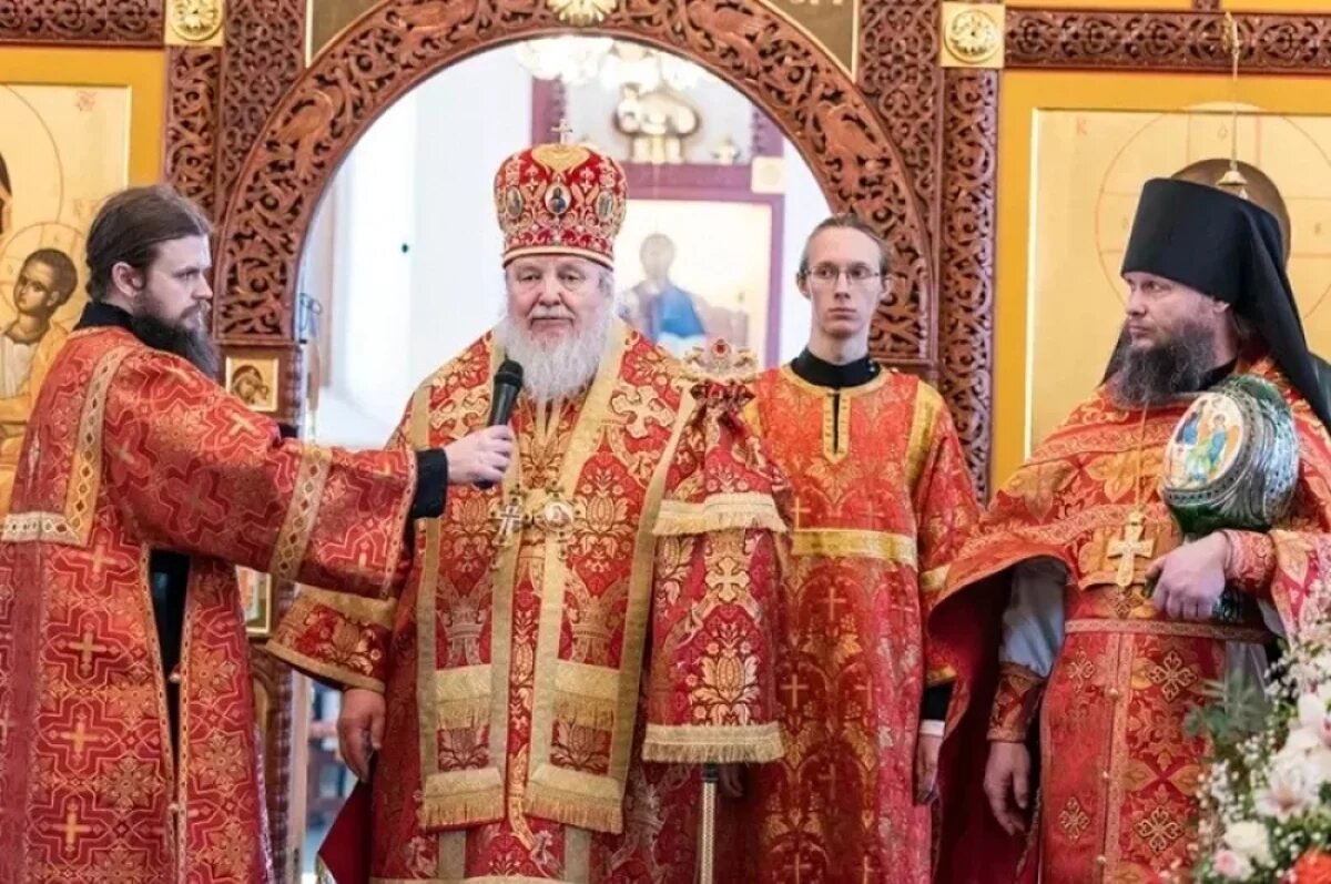    Светлая Среда. Архиерейское богослужение в Николо-Берлюковской пустыни.