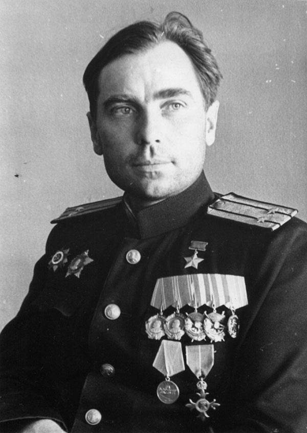 Лунин Николай Александрович