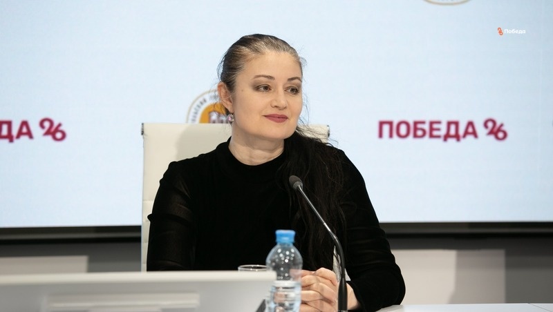    Худрук Ирина Баранникова рассказала об истории театра драмы Фото: Валерия Алтухова / / ИА «Победа26»