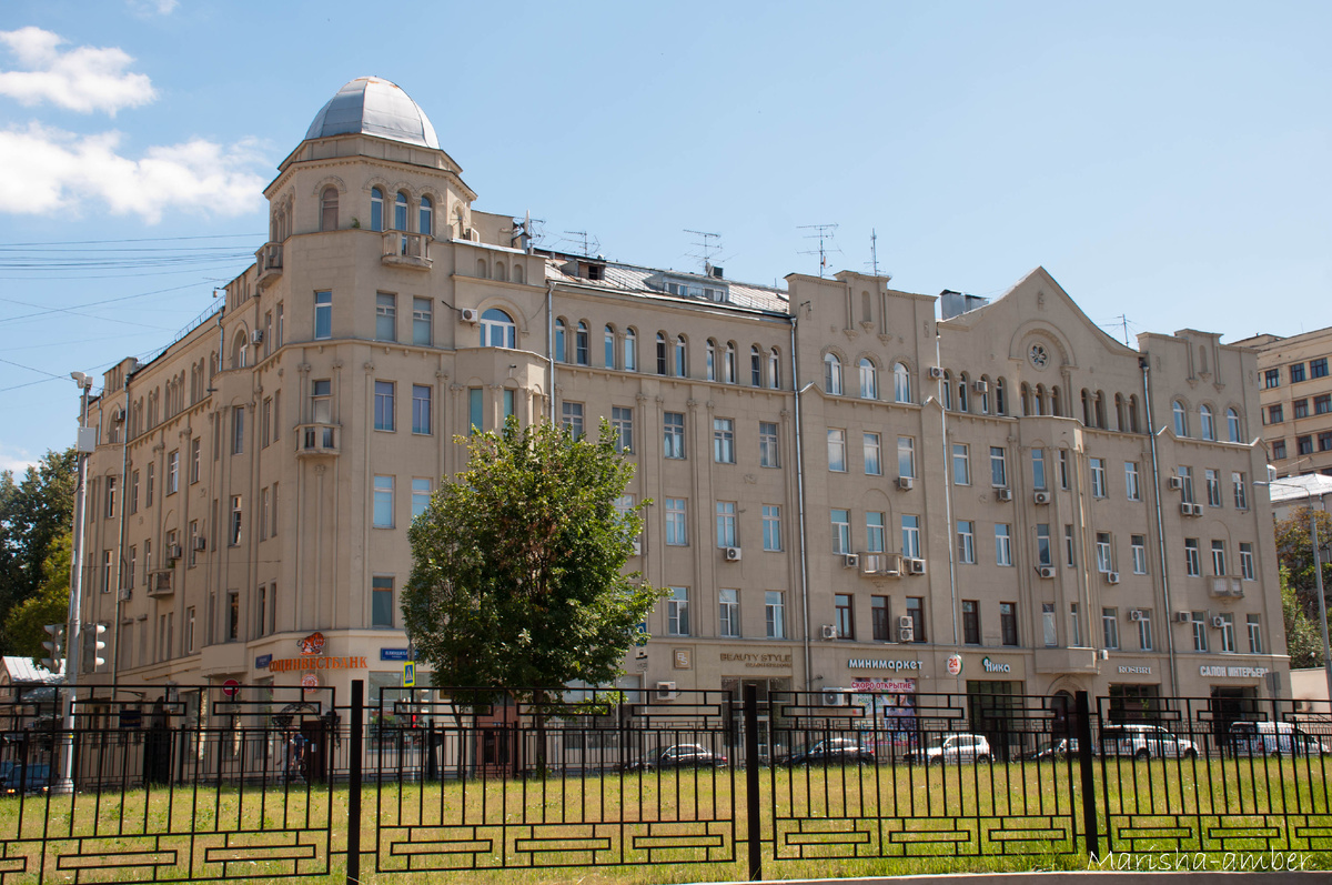 Дом Баумгартена 1913 года постройки. Московская псевдоготика от архитектора Челищева