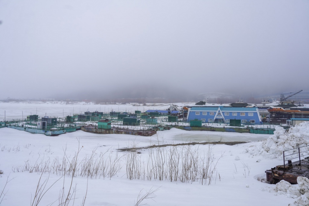    ﻿До границы с Югрой ледоходу на Иртыше осталось всего 20 км