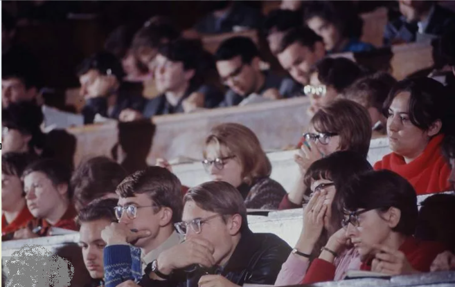 Фото из журнала Life - московские студенты