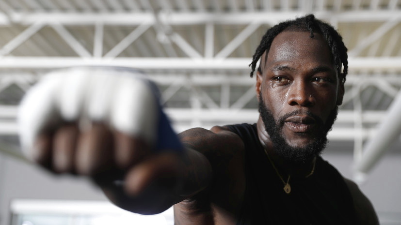 Экс-чемпион мира в супертяжелом весе по версии (WBC) - Деонтей Уайлдер