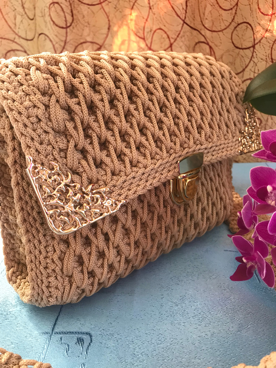 Листайте галерею