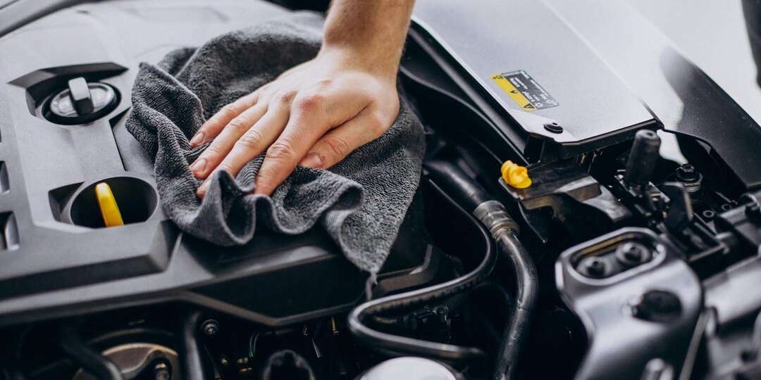 Как самому помыть мотор автомобиля?