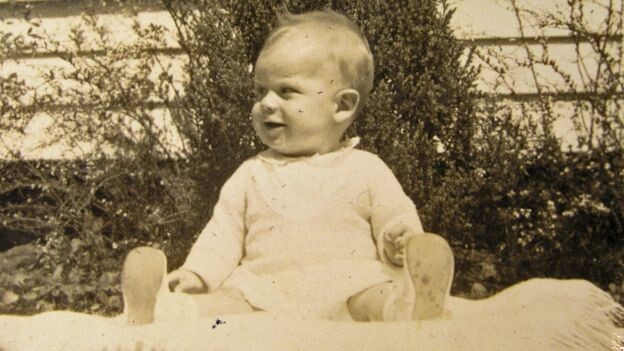 Первый в мире человек с аутизмом. Кто он?