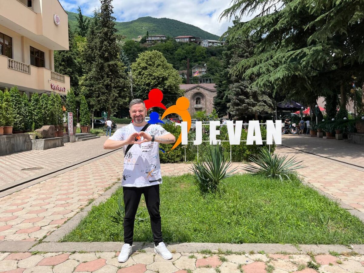 Иджеван. Армения. Блогер Артур Базинян