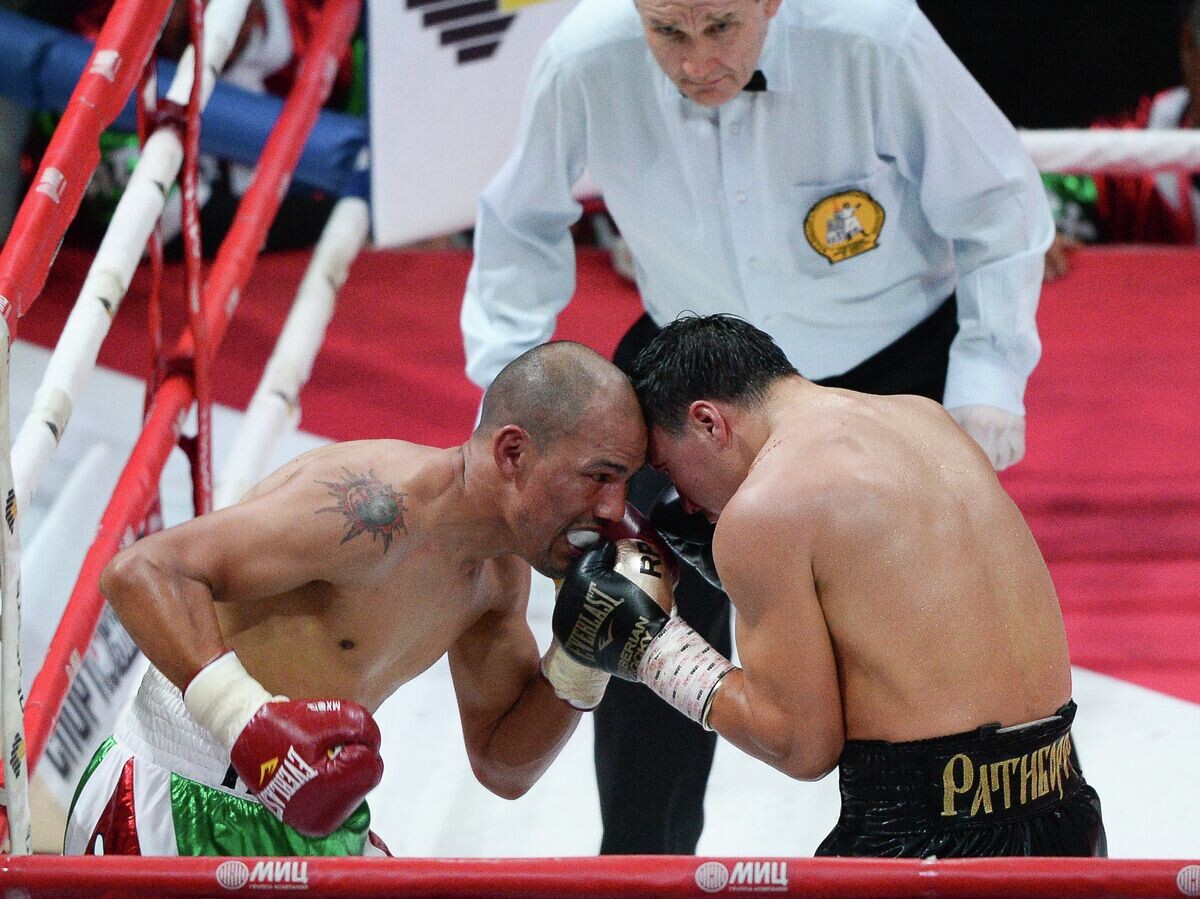    Бокс. Бой Руслана Проводникова и Луиса Кастильо© РИА Новости / Александр Вильф