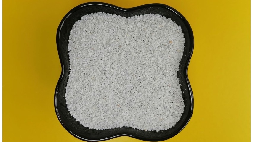 Мраморная крошка фракции 1–1,5 мм