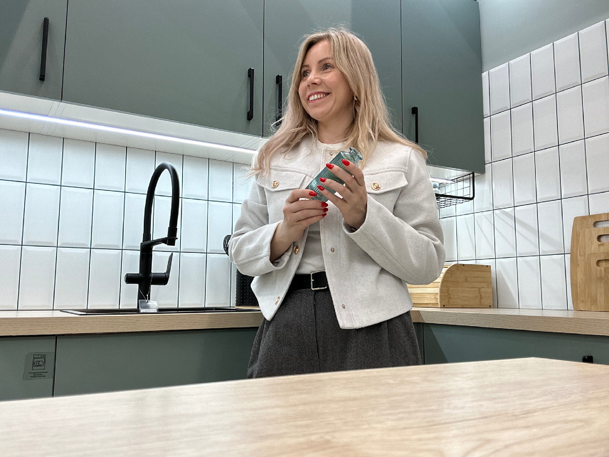 Хоумстейджер Анна Шевелева — Кухня в Лемана Про