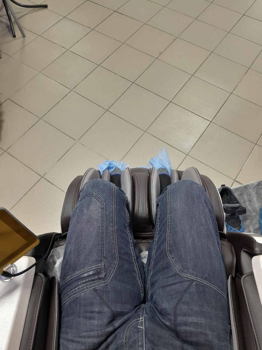 Массажное кресло