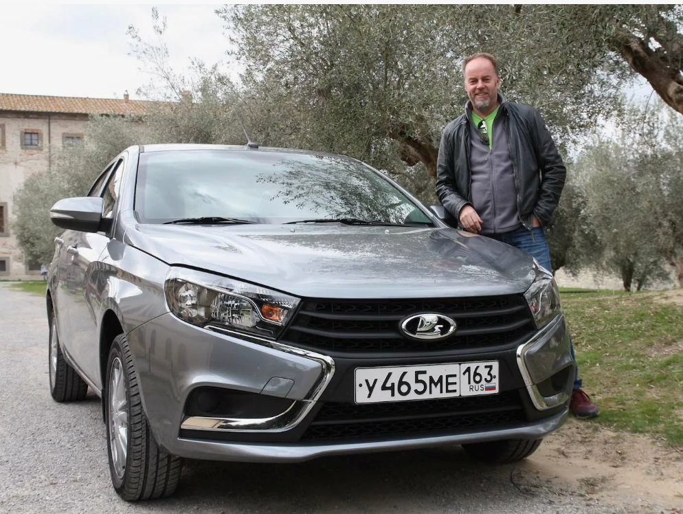 Фото взято с материала "ZR" - https://www.zr.ru/content/articles/822703-predvestie-kak-ladu-vestu-vstretila-evropa/